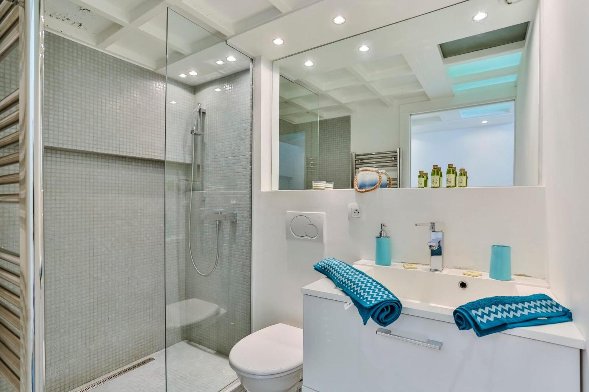 Liberte - Spacious Apartment City Center W Ac Nisa Exterior foto
