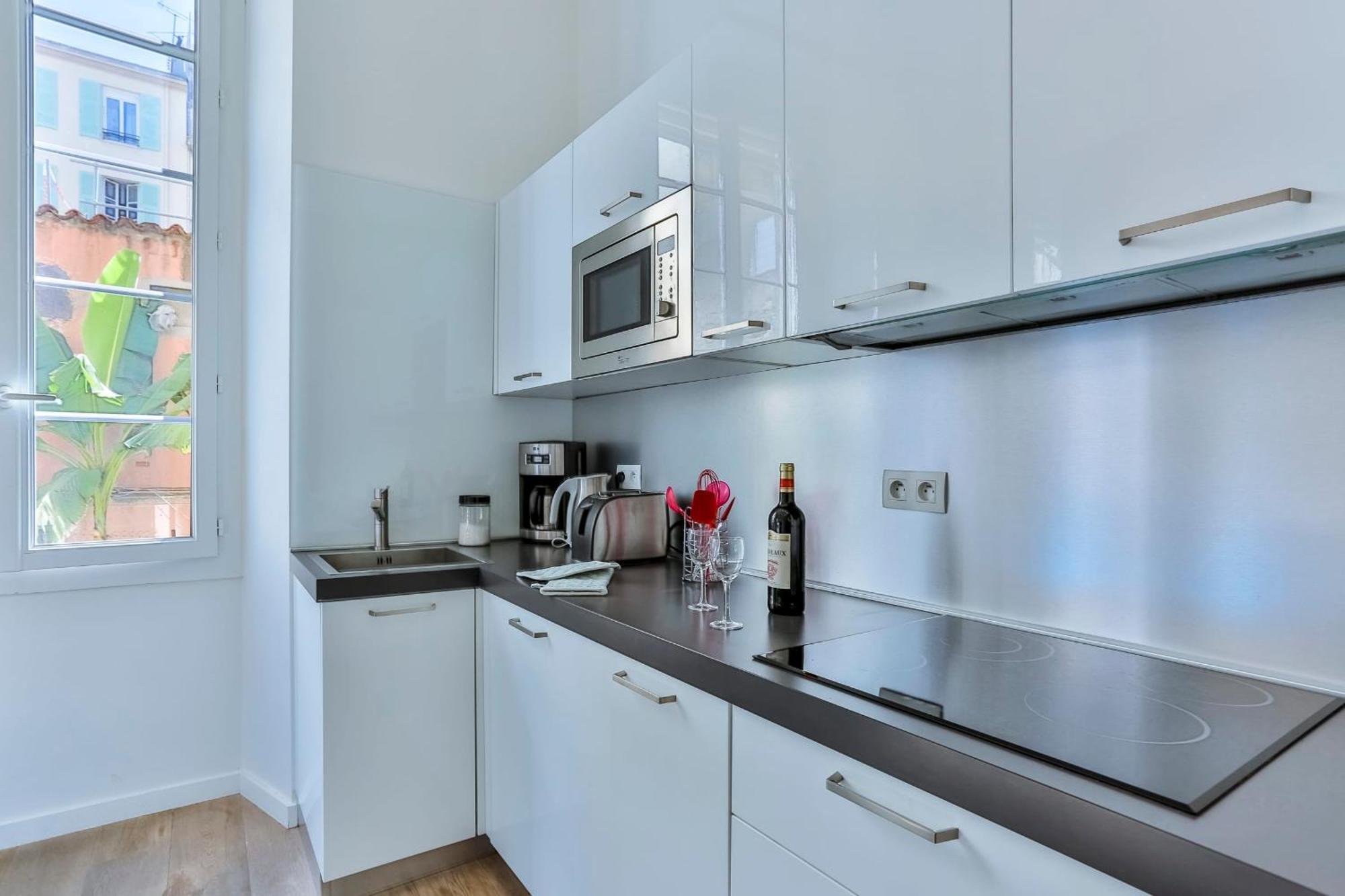 Liberte - Spacious Apartment City Center W Ac Nisa Exterior foto